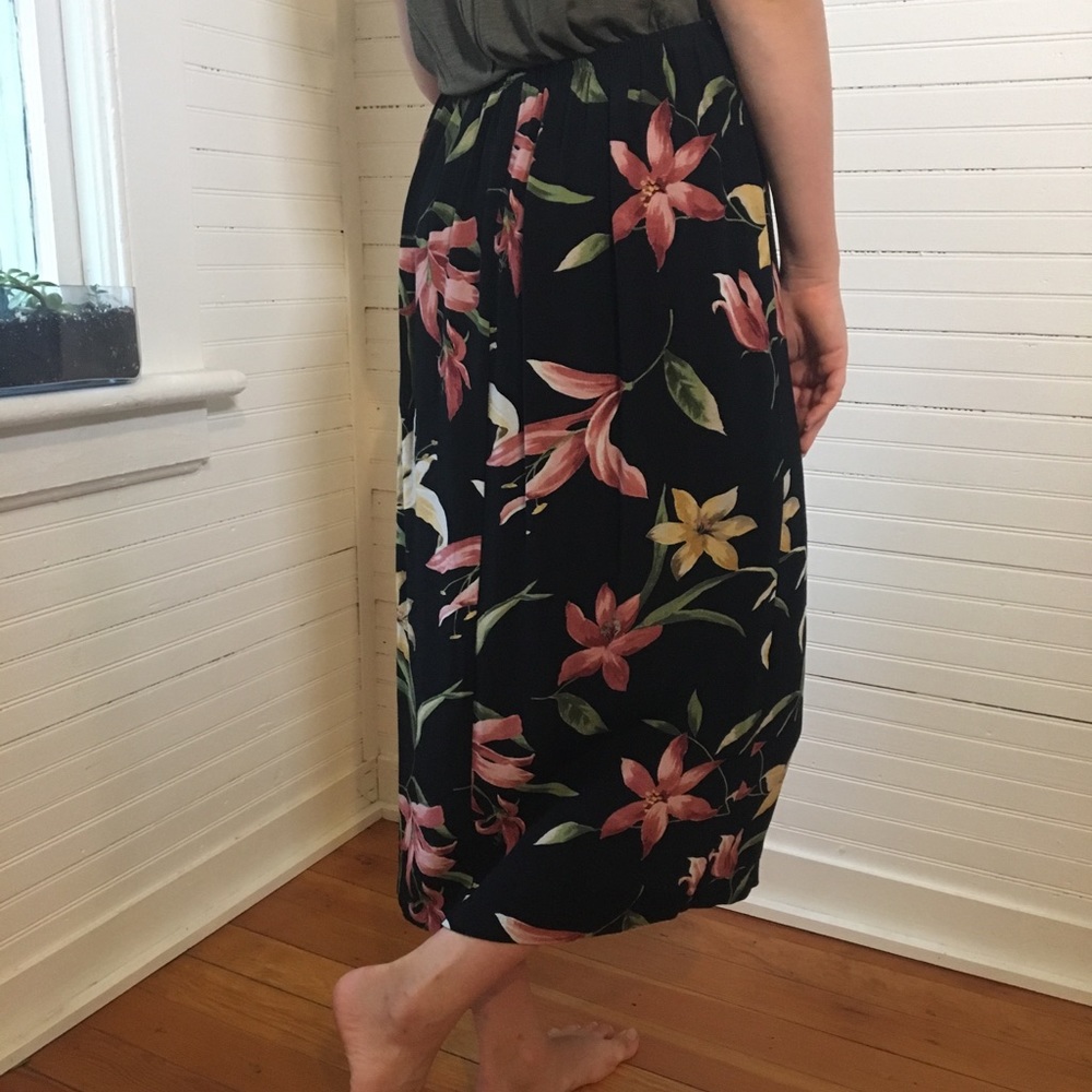 Vintage floral skirt